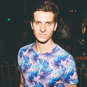 Meet your Posher, Chris